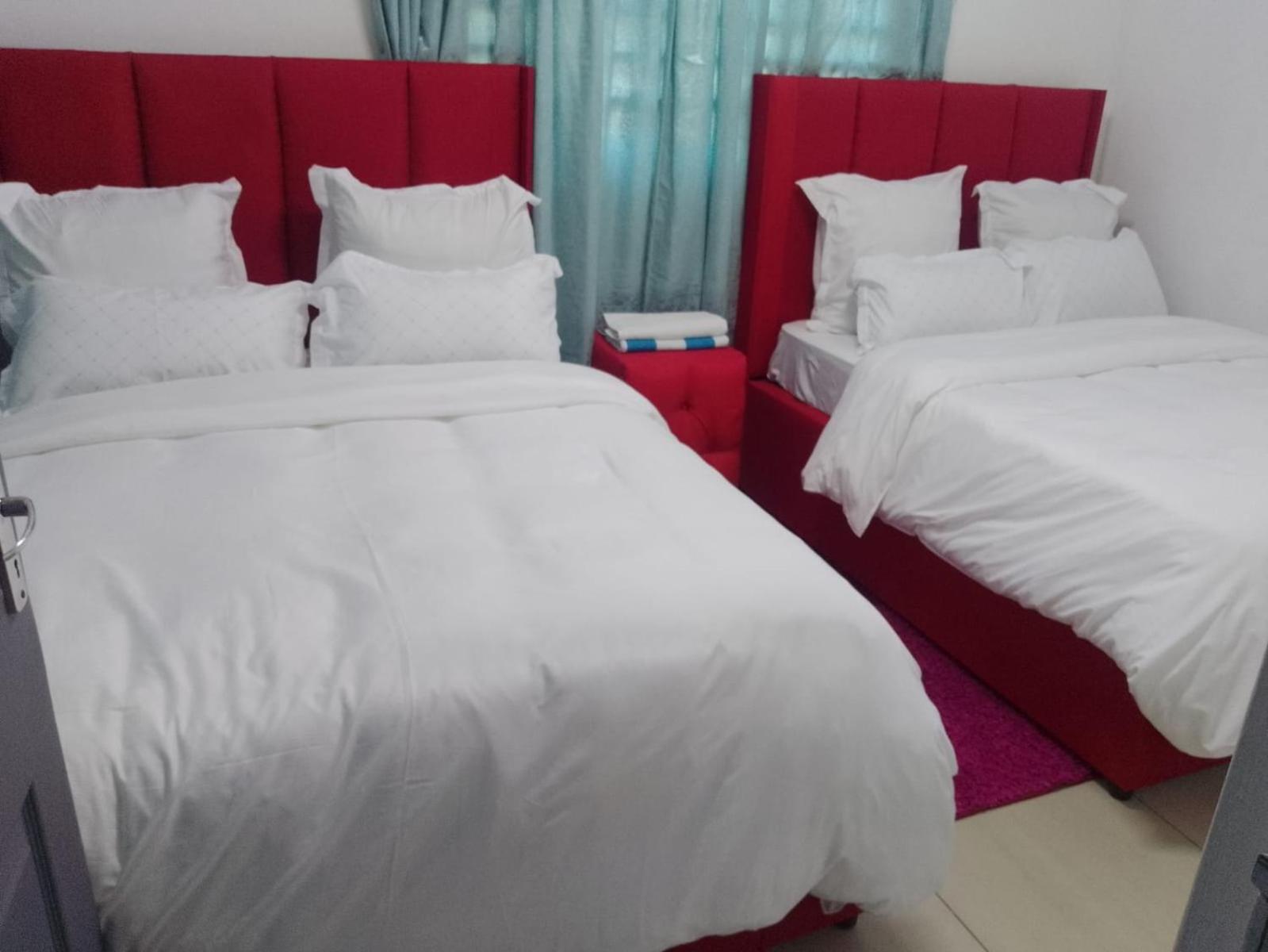 Brooklyn Queens And Kings Guesthouse เคปทาวน์ ภายนอก รูปภาพ